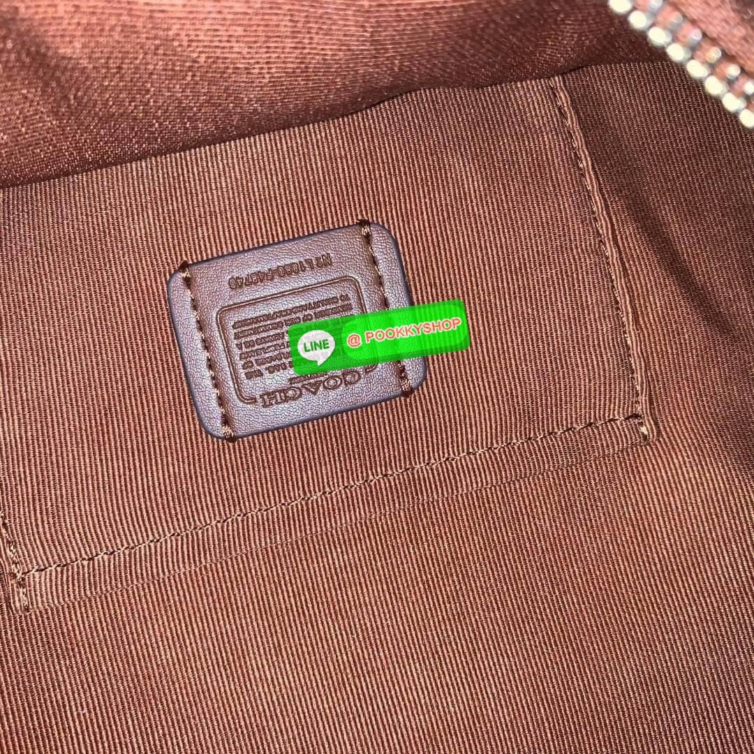 COACH F48740 BELT BAG IN SIGNATURE CANVAS กระเป๋าคาดอกทรง Unisex ทรงโดมรุ่นยอดฮิตไม่มีตกเทรน สวยเท่ทุกสี วัสดุหนังแคนวาสเคลือบคุณภาพดีตัดหนังแท้ ทนทาน ใช้งานง่าย ภายในเป็นช่องโล่ง ใส่ของได้เยอะ หยิบจับได้สะดวก ใช้ได้ทั้งชายและหญิง ใบจริงสวยไม่ผิดหวังคะ