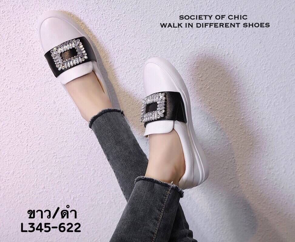 แบบขายดี‼️ รีพีทรอบที่ร้อย😅 ตอบโจทย์ได้ดีในวันที่ไม่อยากส้นสูง แต่ยังอยากดูกริบ เป๊ะปัง สไตล์เซเลป slipper งานใหม่สุดฮ็อต สวยชนชอป หนังนิ่ม แต่งอะไหล่เพชร เพิ่มความหรูดูแพงไปอีก พื้นนุ่มนิ่ม ให้ลุคคุณหนู สวยโดดเด่น ใส่ในเมือง หรือ เดินเล่นชิลๆก็เว