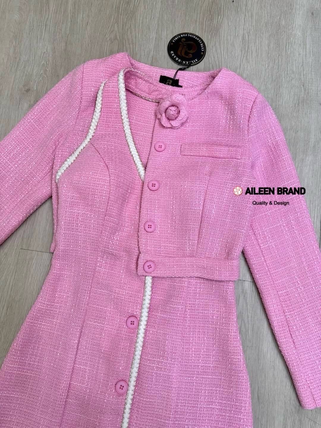 ชุดเซทแฟชั่น Set 2 ชิ้น มินิเดรสเนื้อผ้าทวิตคอวีแขนกุด กระโปรงทรงตรงพร้อมกับเสื้อคลุมแขนยาว