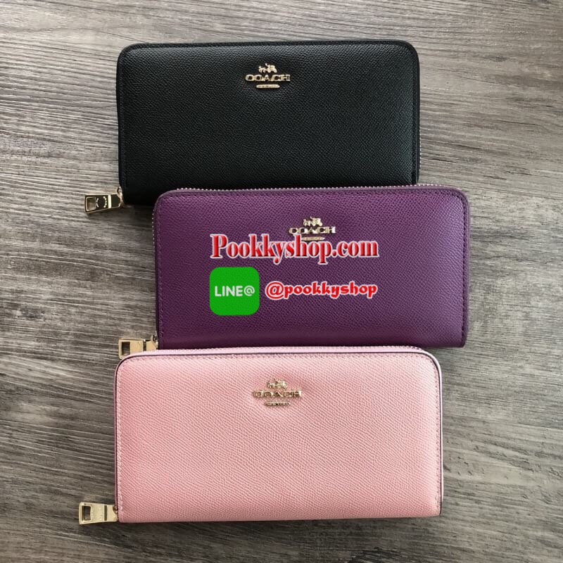 COACH Women Accordion Zip Wallet in Embossed Textured Leather กระเป๋าสตางค์ใบยาว เปิด-ปิดกระเป๋าด้วยซิปรอบ ด้านในมีช่องใส่บัตร ช่องใส่ธนบัตร และช่องซิปใส่เหรียญค่ะ ด้านหลังมีช่องใส่บัตร 1 ช่อง