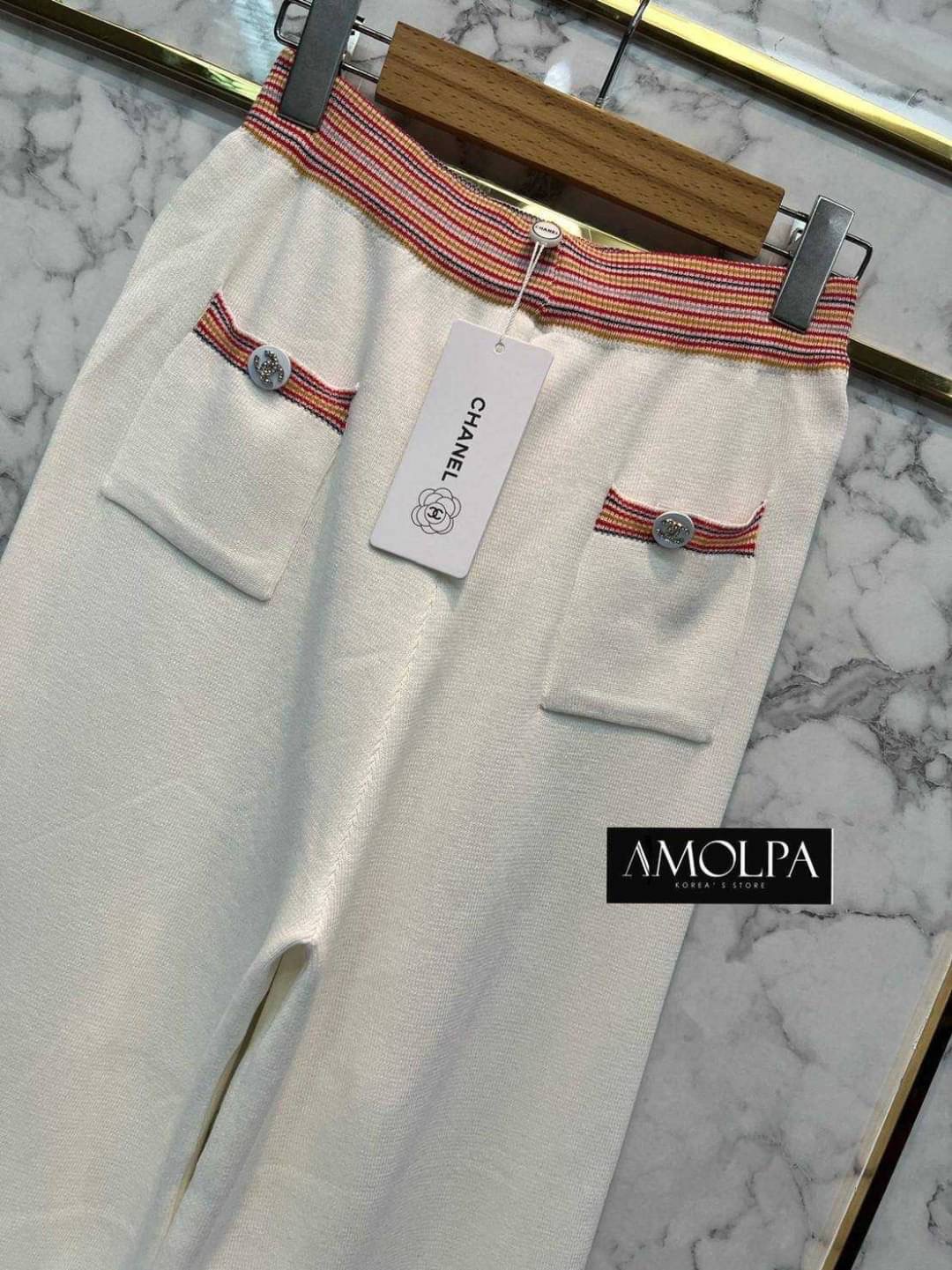 พร้อมส่ง !!! กางเกง CHANEL KNITT Collection 2022 ผ้าดีมาก มีน้ำหนักสุดๆ เย็นมากๆ ห้ามพลาดเลยน๊า สวยสุดๆ