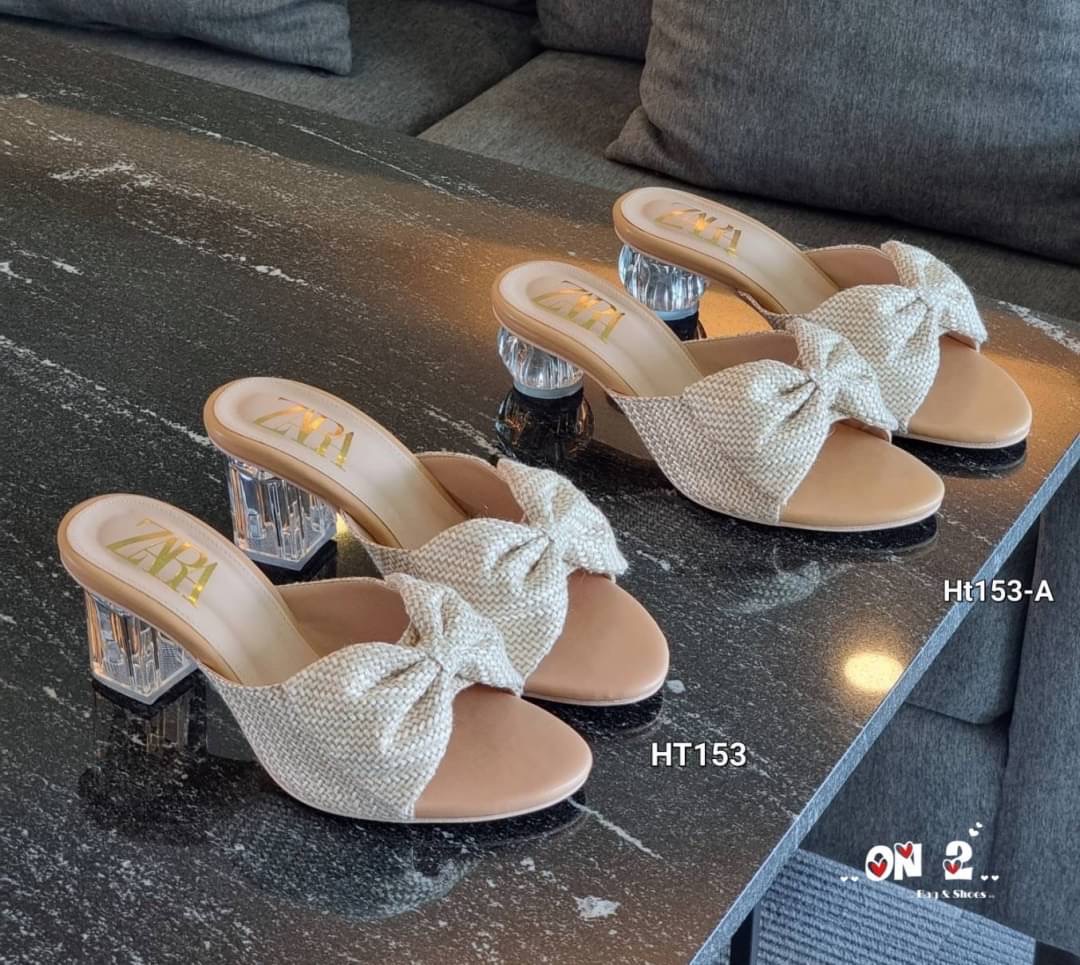 New arrival แบบมาใหม่ค่ะ Zara ส้นแก้ว ผ้ากระสอบโบตัวใหม่ งานดีมากกก งานแนวนี้ คือ ปังมาก กระสอบปีนี้ต้องให้ นางค่ะ น่ารักมากกกก ดีเทลสวยเป๊ะ เป็นส้นมาสองแบบนะคะเป็นแก้วกลมและแก้วเหลี่ยมน่ารักมากกก