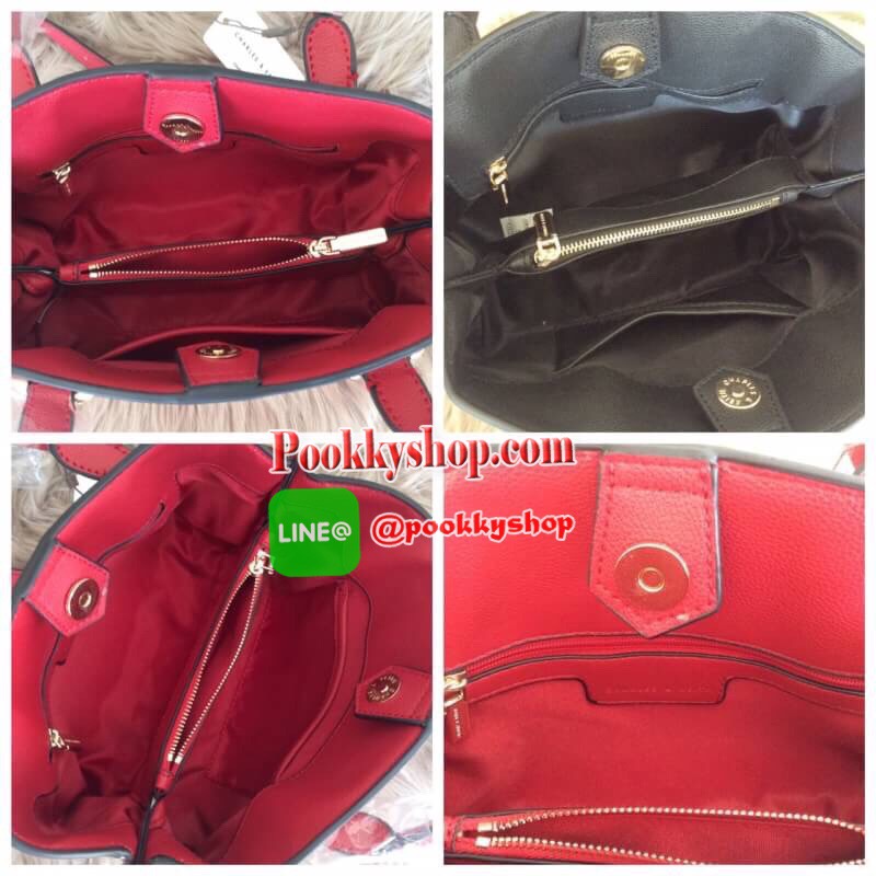 จัดส่งฟรี EMS ทั่วไทยค่ะ พร้อมส่ง New! 2017 CHARLES & KEITH BASIC CITY BAG SHOP (Size M) กระเป๋าถือหรือสะพาย ทรงสวย ขนาดกำลังดี อยู่ทรง หนังpuแข็ง ภายในเปิด-ปิดด้วยกระดุมแม่เหล็ก มี2ช่อง คั่นกลางด้วยช่องซิป ฐานกระเป๋ามีหมุดรองฐานสี่มุม ใส่กระเป๋าสตางค์ยาว