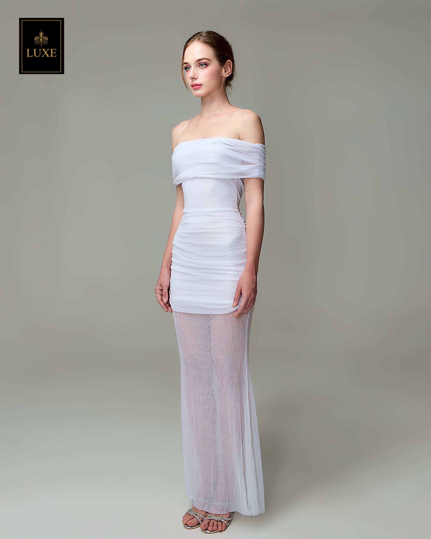 เดรสแฟชั่น แม็กซี่เดรสเปิดไหล่ กระโปรงยาว