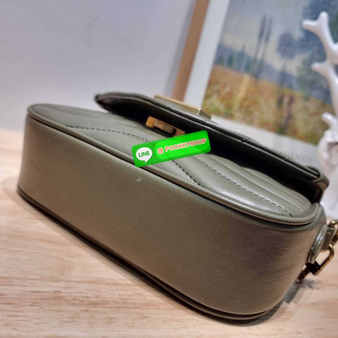 🔆 Model LV new wave pochette multi bag 🔆 Details กระเป๋าสะพายมัลติฟังก์ชั่น พรีเมี่ยมกิ๊ฟสุดหรู คุ้มจาก dutyfree มาพร้อม box set รับรองว่าดีงาม ลูกเล่นคลาสสิคผสานความวินเทจ มีสายสะพายให้ 2 เส้น และกระเป๋าใบลูก เล็กน่ารัก ภายในเป็นช่องโล่ง