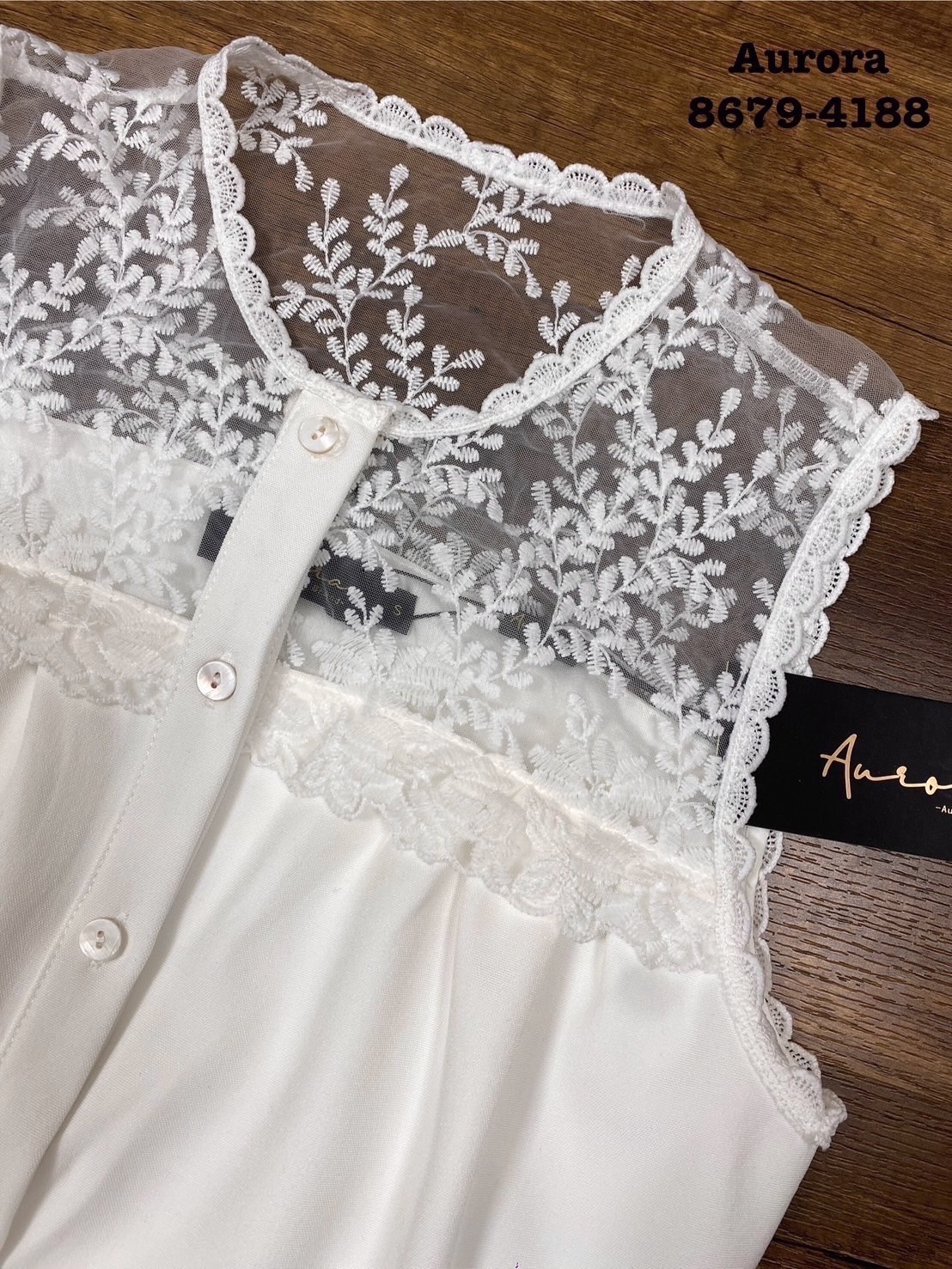 ชุดเซทแฟชั่น Setเสื้อโทนสีขาว งานผ้าดี๊ดี ผ้าดีมาก ทรงปล่อยๆ ใส่สบายๆ ด้านบนแต่งซีทรูลูกไม้