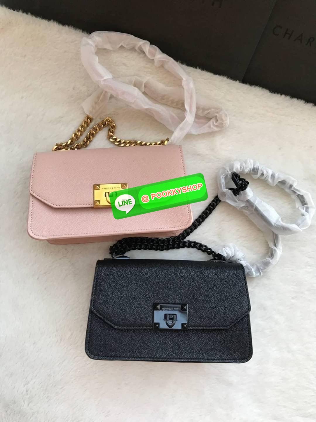 กระเป๋า Ck (charles&keith) หน้าล๊อคคอลเลคชั่นใหม่