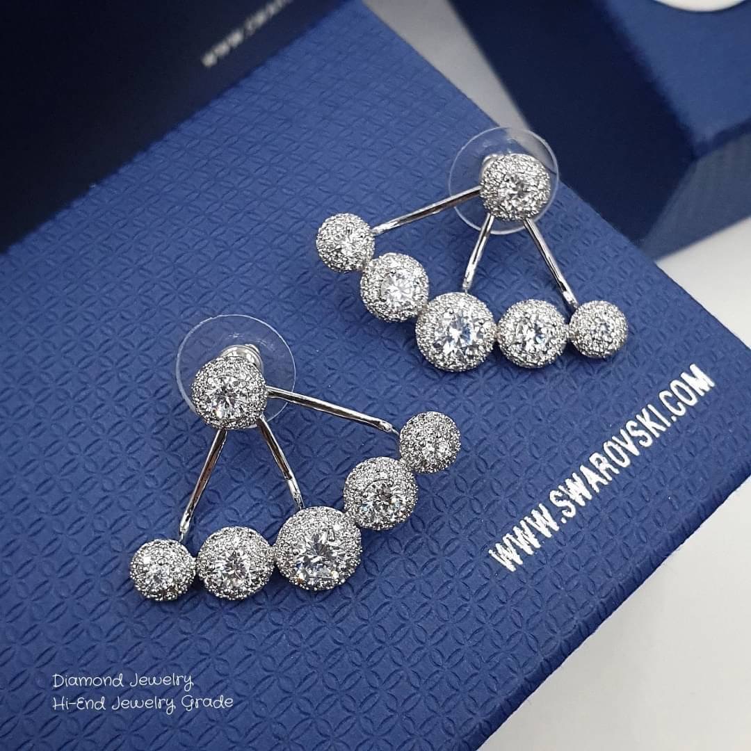 ต่างหูเพชร CZ แท้ งานจิวอ้อมหู เพชรฝังอย่างดี ปรับได้ 3 ระดับ งานเกาหลีค่ะ