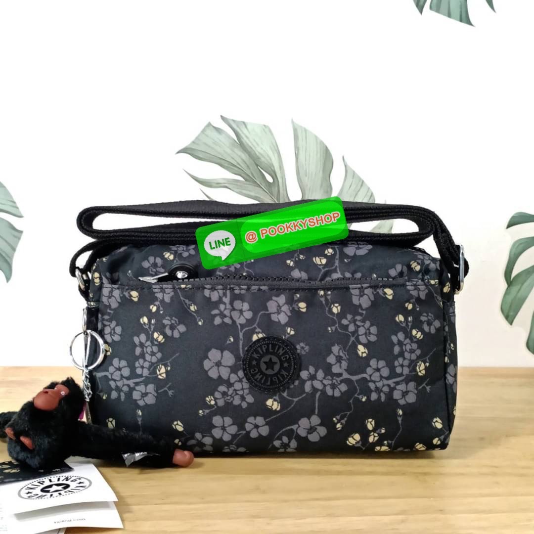 KIPLING Monkey program K16217 Seoul up sling bag รุ่น 3 ซิป สะพายข้าง ขนาดเล็กทรงสี่เหลี่ยมผืนผ้า วัสดุ Nylon 100% หลสกหลายฟังก์ชั่นใช้งาน ครบครันในใบเดียว