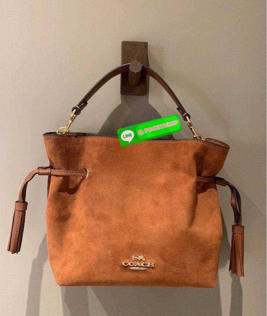 COACH CM091 ANDY CROSSBODY Details คอลสุดฮิต ดีไซน์สุดฮอต ให้สาวๆได้สวยหรู ดูแพงก่อนใคร กับกระเป๋าสะพายข้างขนาดกำลังสวย ดีไซน์ไม่เกร่อ มีดีเทลรูดเก็บปากกระเป๋า ปรับเปลี่ยนทรงได้เลย กิมมิคล้วนๆ ปากกระเป๋ามีกระดุมแม่เหล็กปิดกันของหล่นได้ ภายในโล่งกว้าง เลิศ