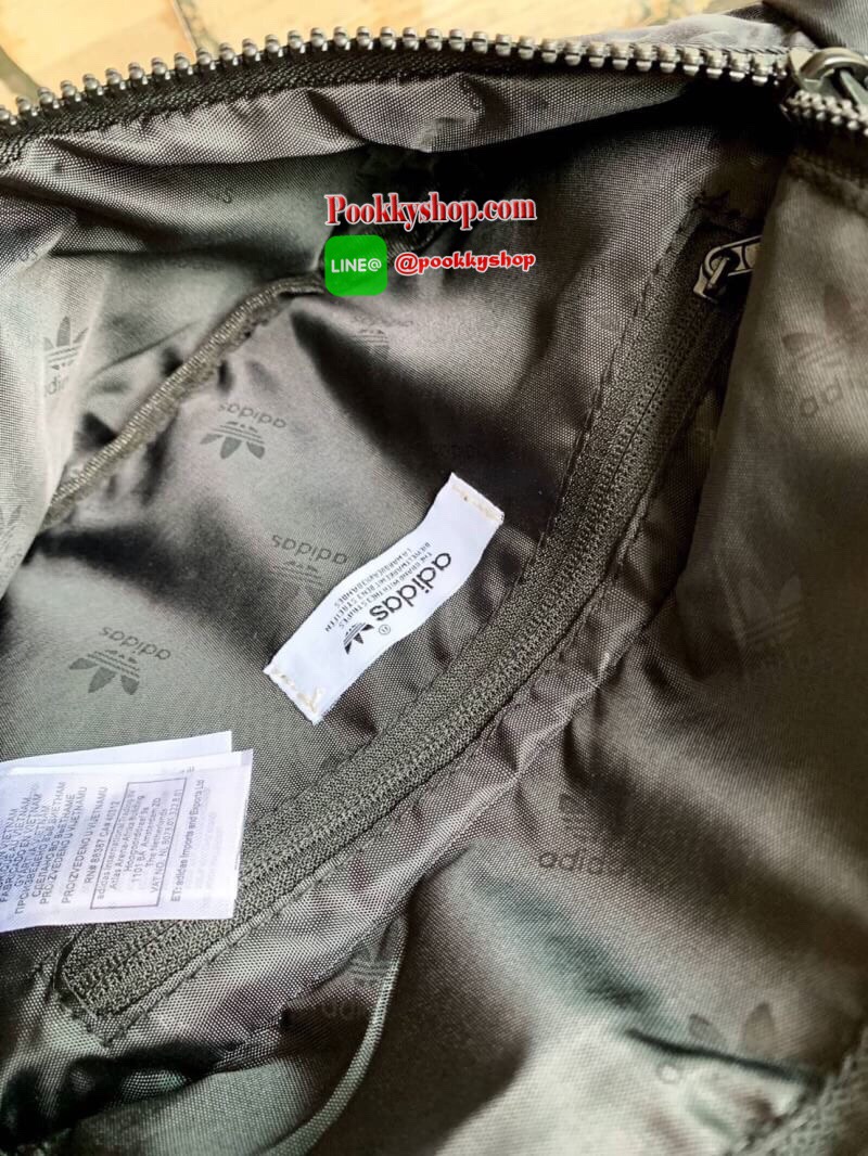 Adidas Originals กระเป๋า Funny Bum Bag (DV0224) กระเป๋าสะพายคาดอกหรือคาดเอวสไตล์สปอร์ต วัสดุNylon Polyester น้ำหนักเบา ใช้งานง่ายสะดวก มีช่องซิปใช้งาน2ช่อง ทั้งด้านหน้าและด้านหลัง สายปรับได้ยาวถึง105cm ดีเทลสวยๆเป็นโลโก้ปักลายแบรนด์แบบตัวนูนด้านหน้า ใช้งา