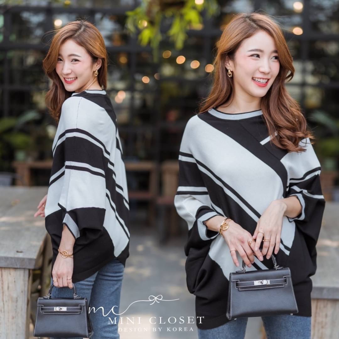 🍃Glister Knitted Tops🍃 ใส่ได้ตลอดมากแม่ กับเสื้อไหมพรมเนื้อผ้าทอสลับสี ความยาวดี ปิดก้นพลางให้ดูผอม แขนสามส่วน ผ้าเค้ามีประกายวิ้งวับ สบายผิวไม่คัน ดีไซน์เก๋ค่าา ดีแบบนี้ไม่พลาดนะจ๊ะ
