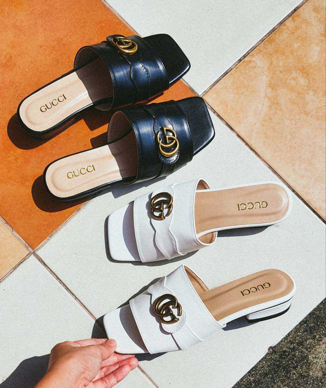 SS-100 พร้อมส่ง แบบมาใหม่ Gu cc i sandel 2020 รองเท้าส้นตันสูง 1 นิ้ว งานทรงสวม หนังPU นิ่ม ทรงเก็บหน้าเท้าได้ดี สวยมากๆ ความสูงกำลังดี ใส่สบาย ดีไซน์สวยหรู มากจ้า