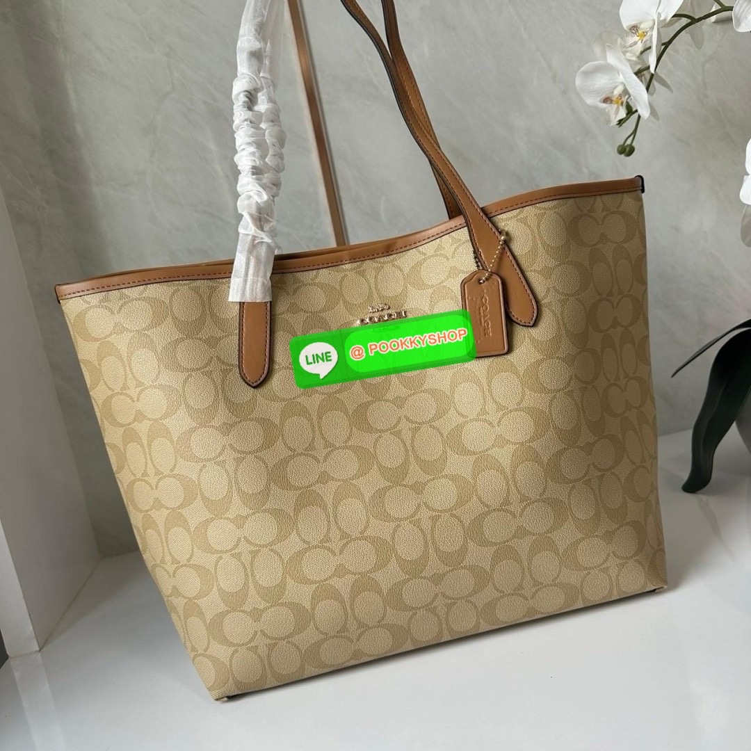 COACH CITY TOTE IN SIGNATURE CANVAS (5696) ðāļāļĢāļ°āđāļāđāļēāļāļĢāļāļāđāļāļāļāļīāđāļāđāļāđāļŦāļāđ āđāļŦāļĄāļēāļ°āļāļąāļāļŠāļēāļ§āđāļŠāļēāļĒāđāļāļāļāļ°āļŠāļąāļĄāļ āļēāļĢāļ°āđāļĒāļāļ° ðāļ§āļąāļŠāļāļļ: āļŦāļāļąāļāđāļāļāļ§āļēāļŠāļāļąāļāļāļāļāļŦāļāļąāļāđāļāđ ðāđāļāļīāļ-āļāļīāļāļāđāļ§āļĒāļāļĢāļ°āļāļļāļĄāđāļāđāļ āļāđāļēāļāđāļāđāļĨāđāļ āđāļŠāđāļāļāļāđāļāđāđāļĒāļāļ° āļĄāļĩāļāđāļāļāļāļīāļ 1 āļāđāļāļ āļŠāļēāļĄāļēāļĢāļāđāļŠāđ iPad āđāļāđāļāļļāļāļĢāļļāđāļ