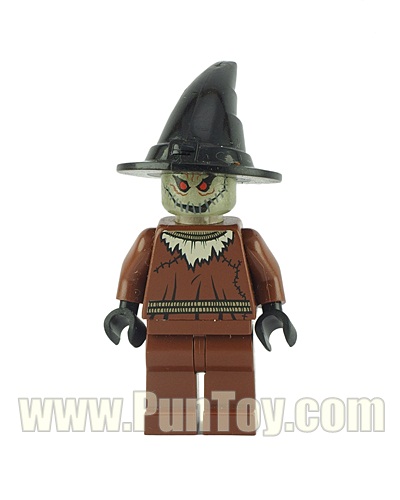 bat016: Scarecrow