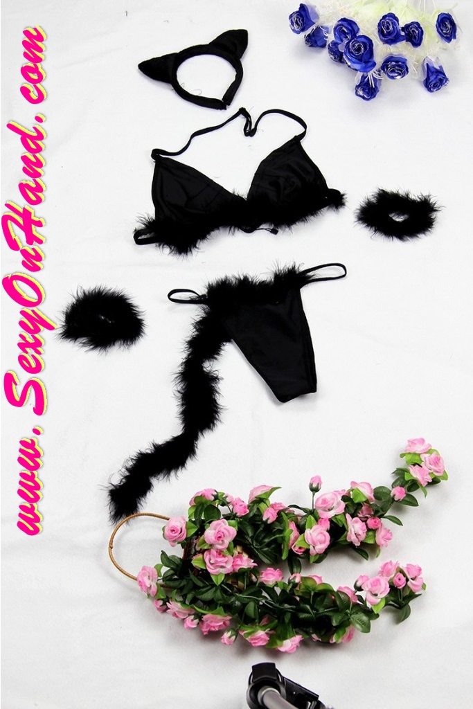 ชุดชั้นในเซ็กซี่ บิกินี่ เซ็ทแมวเหมียว สีดำ 5ชิ้น พร้อมที่คาดผมหูแมว สายข้อมือ และจีสตริงติดหาง สไตล์สาวน้อยขี้เล่น แนวเก๋ๆ เลยคะ