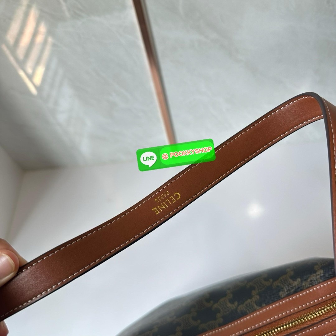 CELINE HELOISE CUIR TRIOMPHE BAG IN TRIOMPHE CANVAS AND CALFSKIN TAN 🔖กระเป๋าสะพายทรง HOBO รุ่นฮอตตลอดไม่มีเอ้าท์ ใบใหญ่จะสัมภาระได้เยอะ