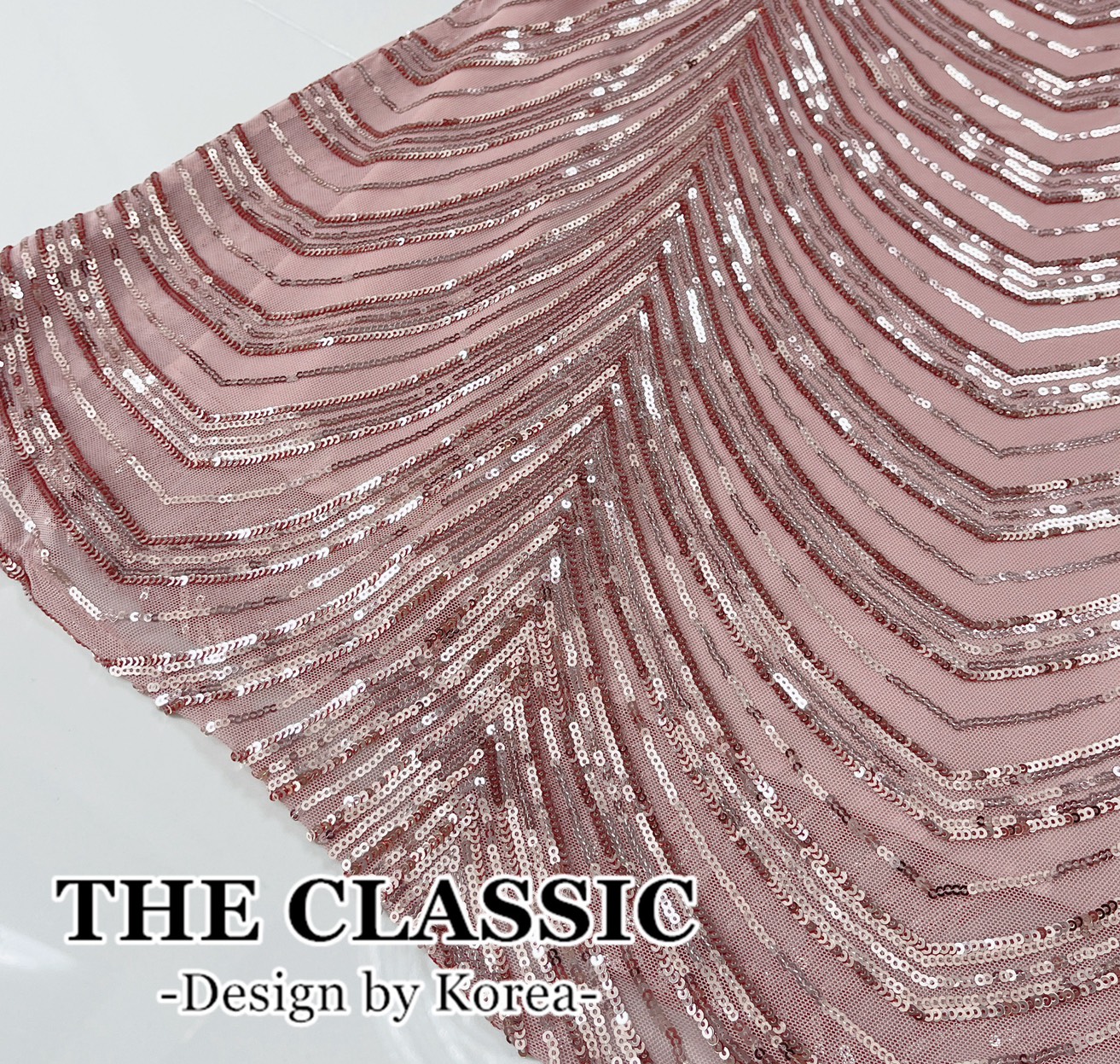 เดรสแฟชั่น ชุดเดรสออกงานปักเลื่อมใช้ผ้าเนื้อดีปักด้วยเลื่อมสีเงิน