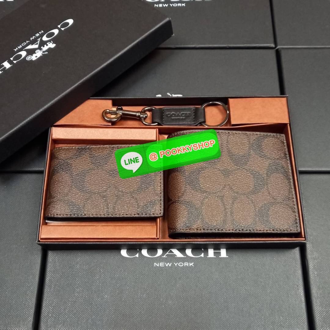 NEW IN💥>>มีกันหรือยัง ใช้แล้วหล่อมากน้า😎//>>COACH 3-IN-1 WALLET WITH VARSITY STRIPE WITH KEY FOB LIMITED BOX (COACH F24649)🍁กระเป๋าสตางค์ มี ID ใบลูก สำหรับใส่บัตรแยก มีพวงกุญแจ ใช้แล้วดูหล่อสุดๆ🔸️**จะใช้เอง หรื