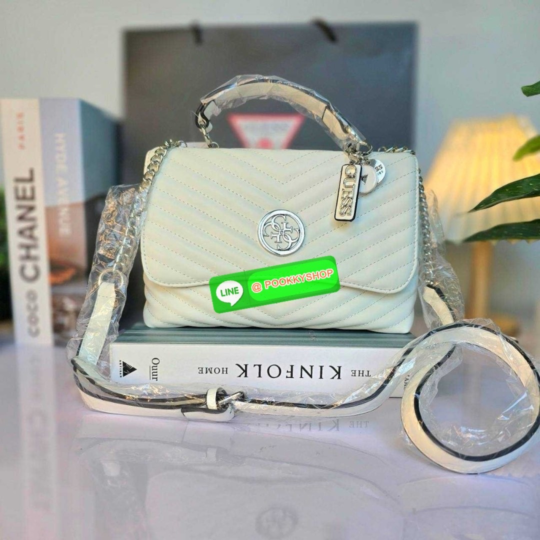 กระเป๋าเกรส Guess สะพายได้ ถือได้