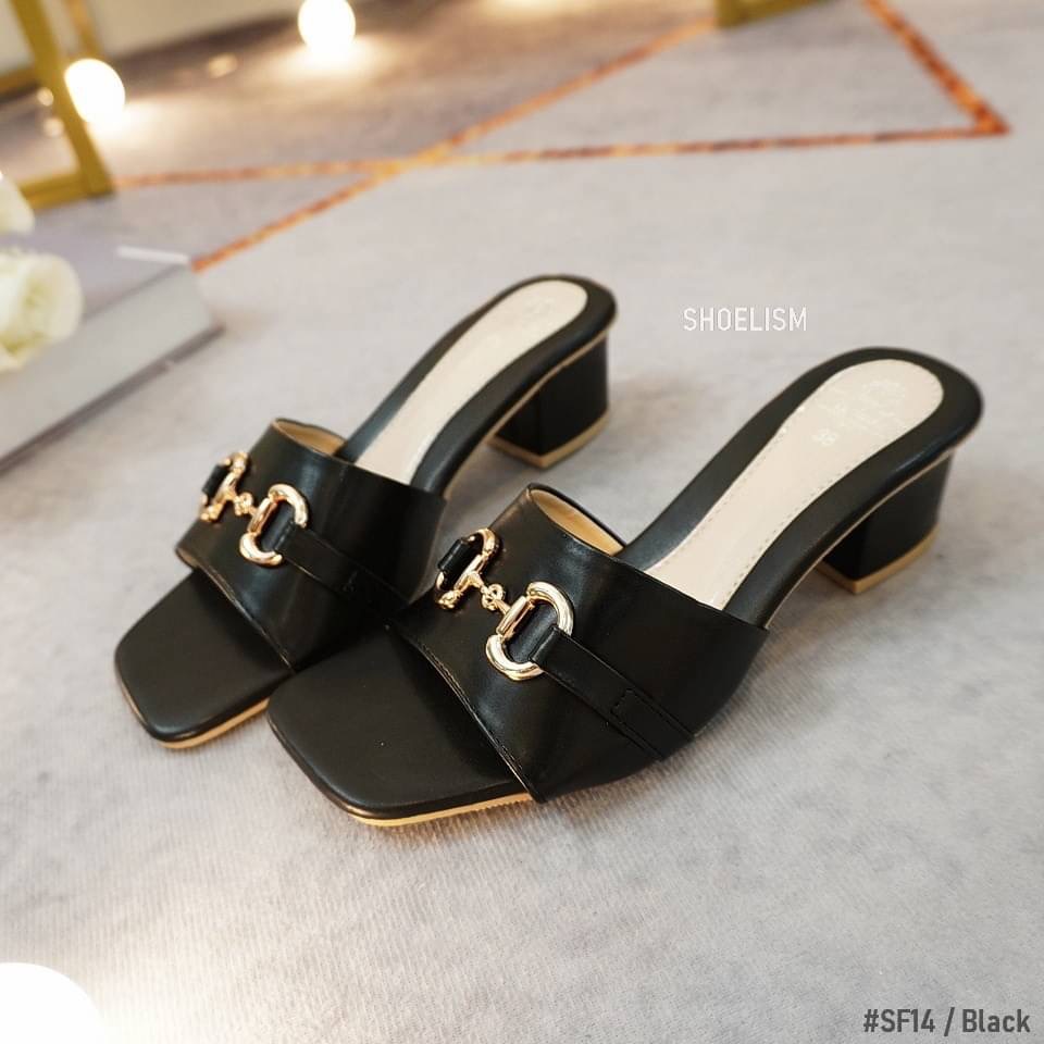 งานสวย งานละมุน แม็กซี่2 สไตล์พาสเทล แต่งอะไหล่เพิ่มความเรียบหรู ดูดี สวมใส่ง่าย เดินสบาย อย่ารอช้ารับทักมาน้า