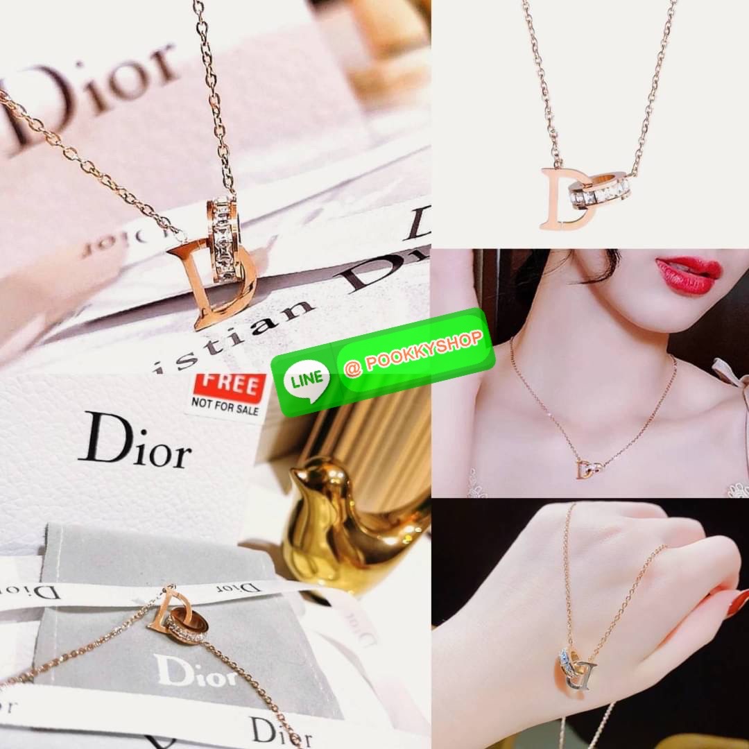 ✴️พร้อมส่งความสวย! ไอเท็มหายาก! ห้ามพลาดค่ะ!✴️ “DIOR” D LUNE NECKLACE VIP GIFT WITH PURCHASE ORIGINAL PACKAGE (GWP) ของกำนัลสุดเลอค่าจากการแลกคะแนนสะสมสำหรับ DIOR VIP Membership! หายากชวนสะสมดีไซน์เรียบหรูคลาสสิคไอเท็มแบบนี้นานๆจะหลุดมาให้ช้