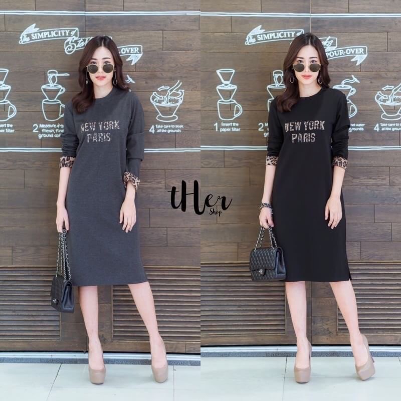 • tHer sHop • มาเพิ่มค่า Long Dress เดรสคอกลมแขนยาวทรงสวย ดีเทลแต่งปลายแขนลายเสือด้านหน้าสกรีนตัวอักษร แต่งกระเป๋าข้าง ใช้เนื้อดี ผ้าหนานิ่มใส่สวย ตัวเดียว ใส่เที่ยวใส่ชิวได้เลยค่ะ