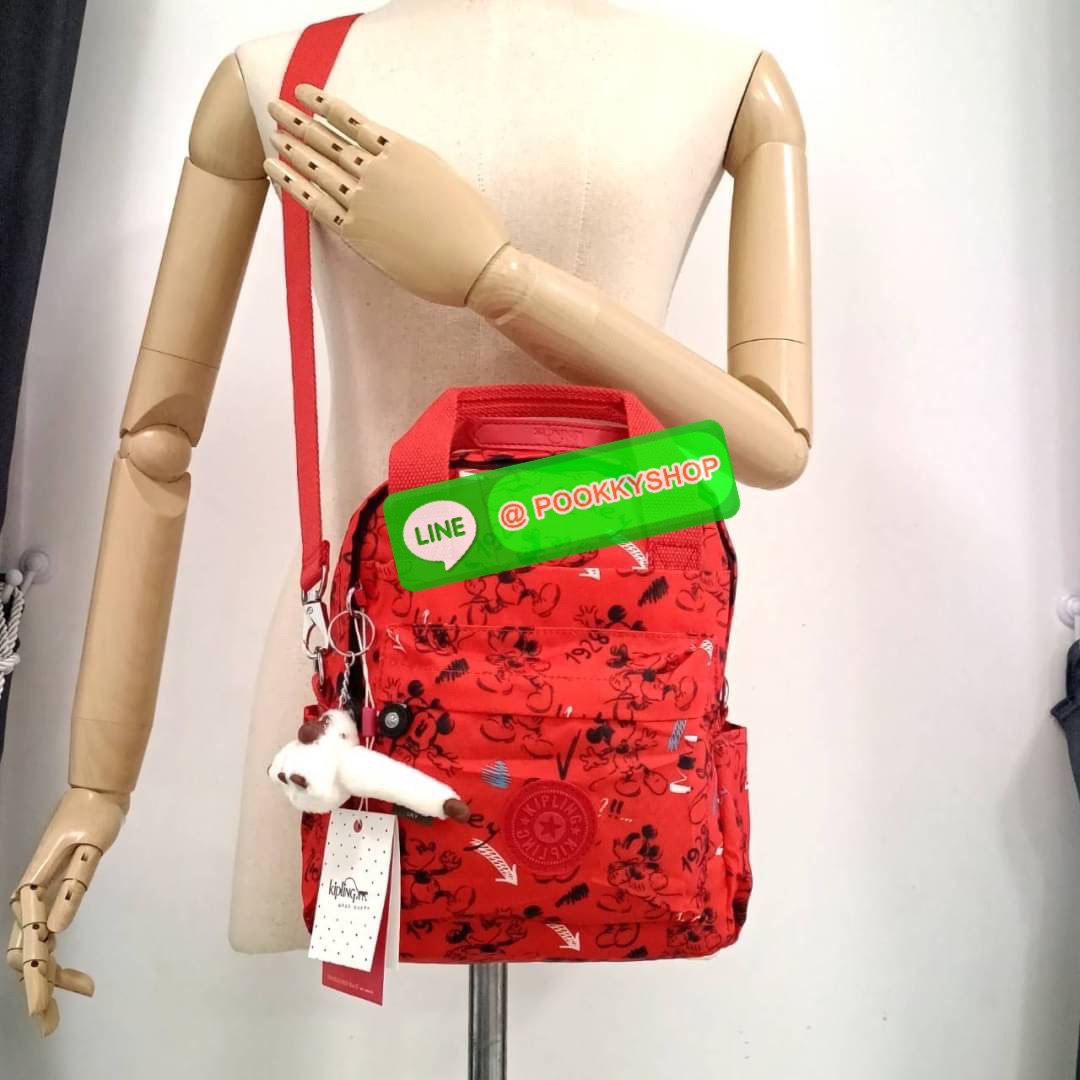 KIPLING 3 WAYS MINI BACKPACK ซับในลายตาราง กระเป๋าสะพาย 3 Ways รุ่นใหม่ วัสดุ Nylon & Polyester 100% หูหิ้วหนังปั๊มชื่อแบรนด์ สายสะพายยาวเลื่อนปรับได้ free size และ สามารถถอดได้ สามารถถือหรือสะพายได้ จะสะพายไหล่ สะพายเฉียง Crossbody หรือจะคล้องสายเป็นเป้ส