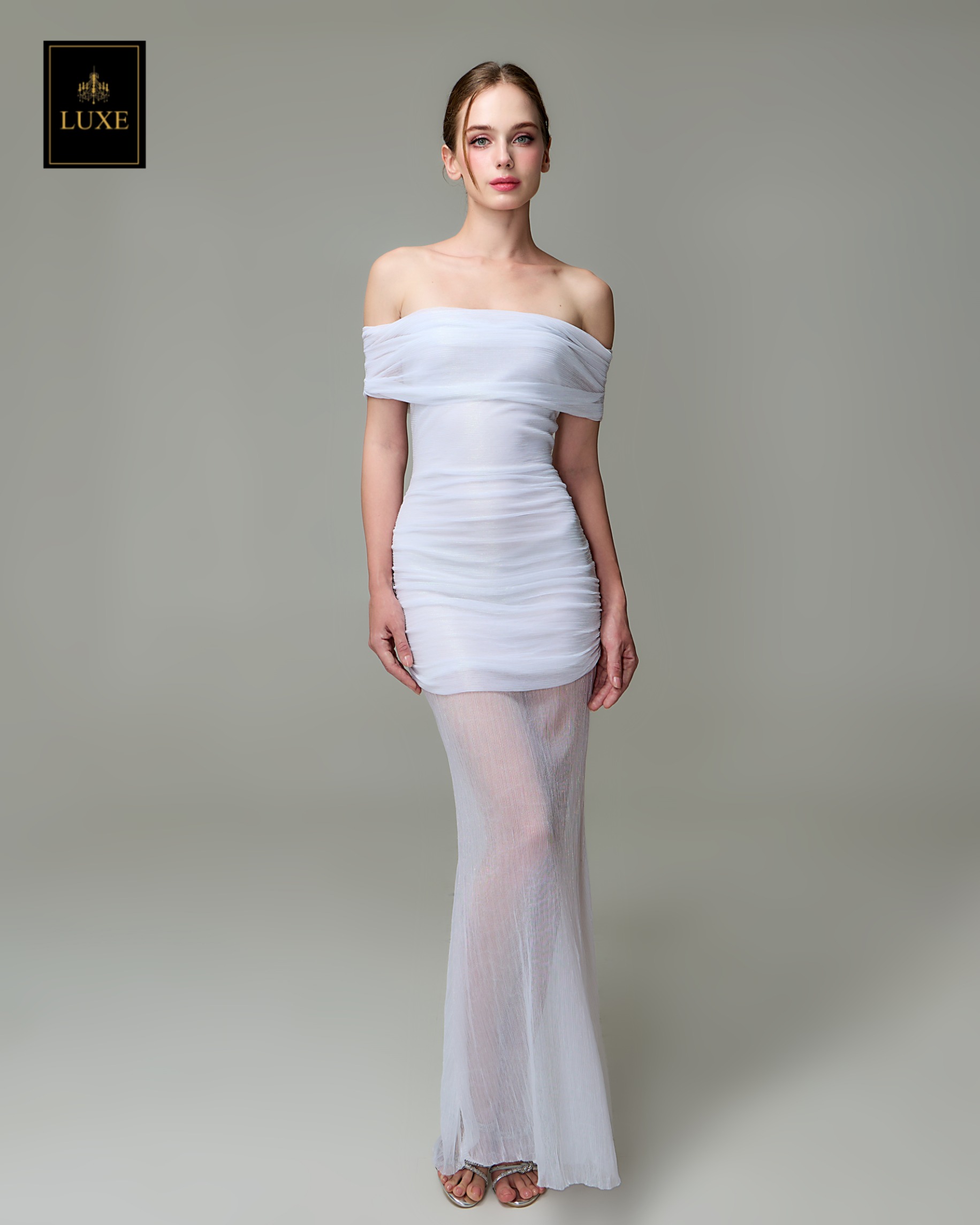 เดรสแฟชั่น แม็กซี่เดรสเปิดไหล่ กระโปรงยาว