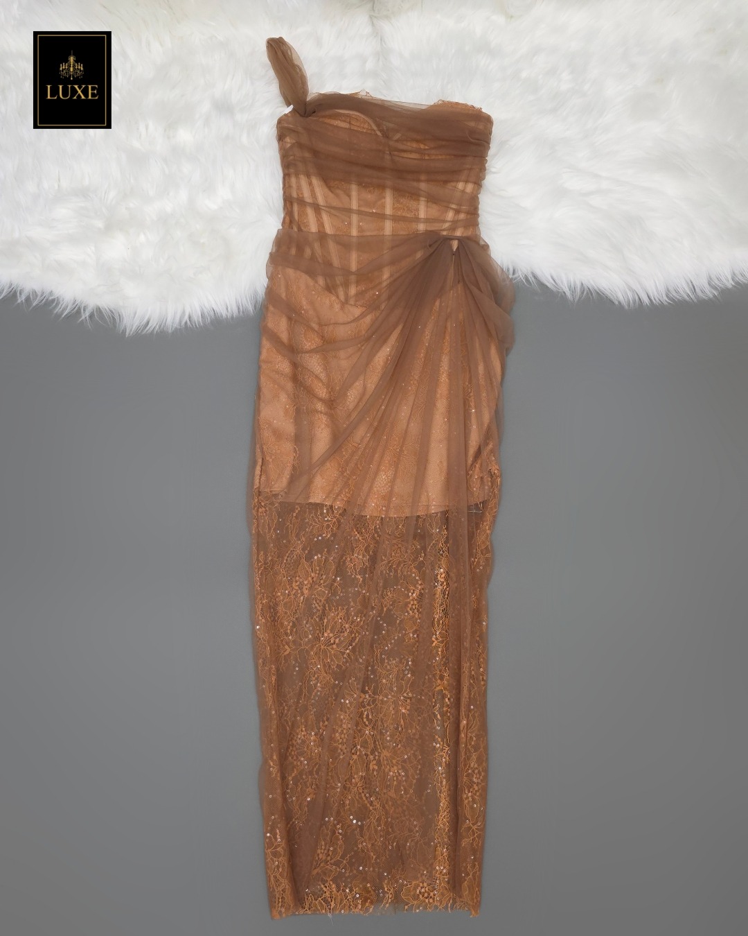 เดรสแฟชั่น เดรสเสื้อเกาะอก มีโครงแบบคอร์เซ็ต