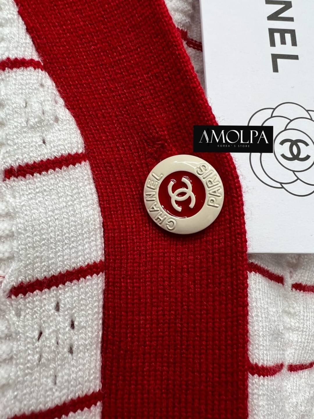 CARDIGANS CHANEL KNIT SS22 งานสวยยยยยสุดดด ปังงง ชนช๊อป สวยจี๊ดดดด .... พร้อมส่ง!! CARDIGANS CHANEL KNIT 2022SS เนื้อผ้าดีม๊ากกกก ผ้าใส่สบายมากกกก ห้ามพลาดเลยนะคะ ใส่สบายสุดๆ !! งานสวยงานดีต้องแบรนด์AMOLPA เท่านั้น !!