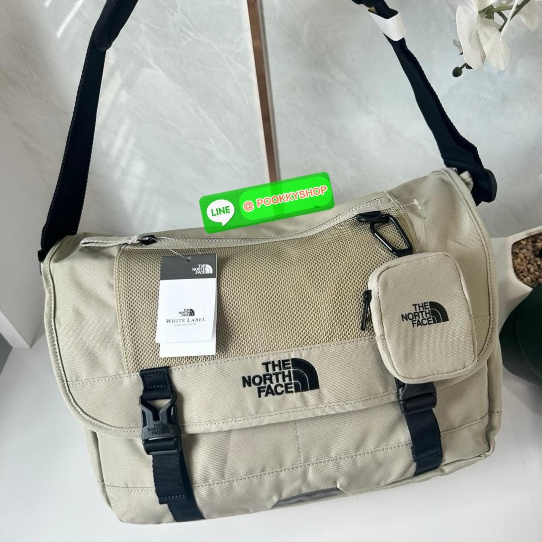 he North Face SUPER MESSENGER BAG L NN2PQ00J BLACK UNISEX 🔖กระเป๋าสะพายข้างมัลติฟังก์ชั่น! ทันสมัยและใช้งานได้หลากหลาย Item ที่ต้องมีเมื่อออกไปข้างนอก! ใช้งานได้จริงและมีสไตล์อเมริกันเทห์สุดๆ สามารถใช้ได้ทั้งผู้หญิงผู้ชาย สะพายไปทำงานไปเรียน เที่ย