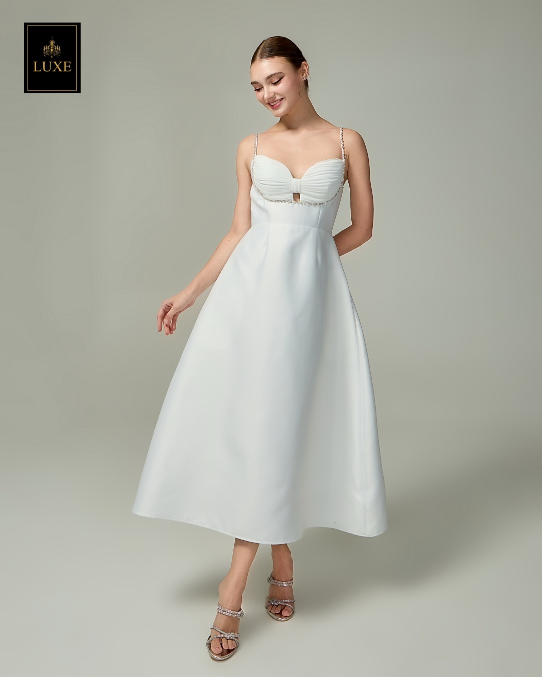 เดรสแฟชั่น เดรสเสื้อสายเดี่ยว กระโปรงทรงเอ