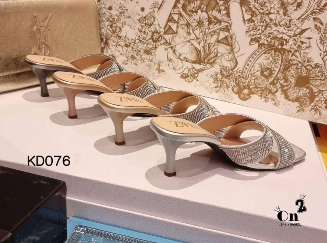 รองเท้าส้นสูง Zara หน้าไขว้ประกายเพชรสูง 3" งานสวยหรูอัพลุคให้ดูแพง ใส่ง่ายเข้าได้กับทุกชุดค่ะ