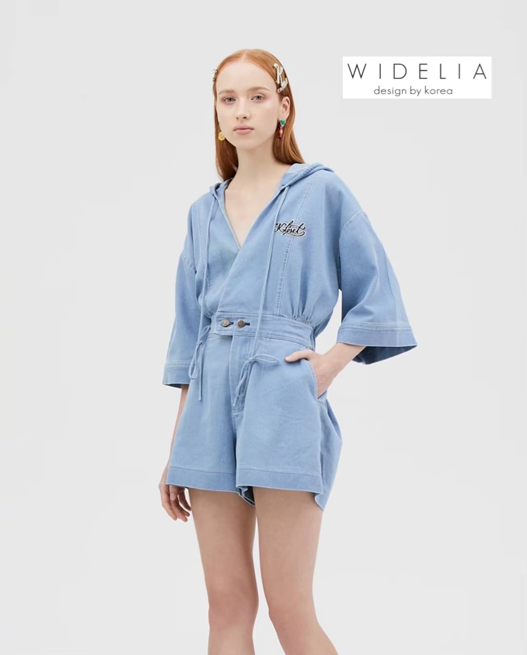 Jumpsuit>>งานดีขนาดนี้ไม่จัดไม่ได้แย้วววว ความสวยเราจัด เต็ม 💯 จั๊มยีนขาสั้นคอวีแต่งฮูดสวยแขนสั้นน่ารักสุดอ่ะ ตัวจั๊มติดกระดุมช่วงเอวเข้ารูปกระเป๋าสองข้าง หลังสม๊อคยีอได้จ้า คัตติ้งเป๊ะ บอกเลยมันสุดยอดจริงๆ ใส่เที่ยวถ่ายรูป รับรองน่ารักใช่ย่