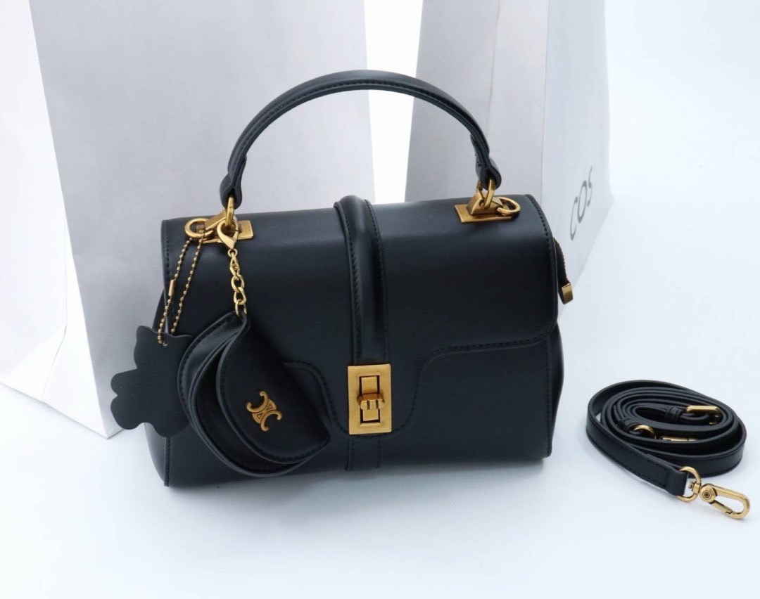 celine งาน nologo งานเกรดพรีเมี่ยม หนังดีมาก มีแถมกระเป๋าลูกใบเล็ก ขนาดกำลังพอเหมาะ แมทได้กับทุกลุค ทั้งถือและสะพาย