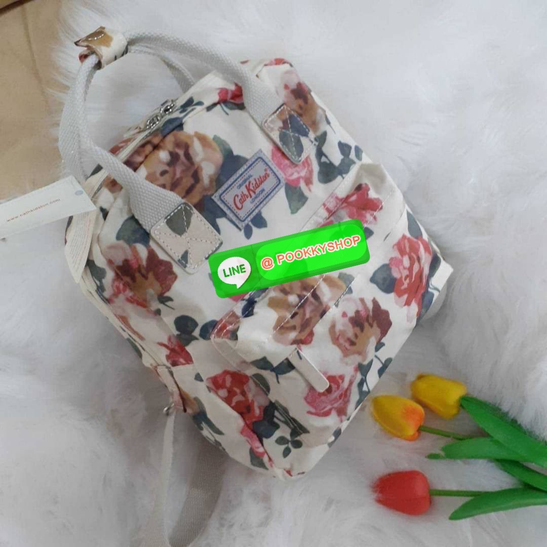 Best Seller !! Cath Kidston Multi Strap Backpack กระเป๋าสะพายเป้รุ่นมินิ แบรนด์ดังสไตล์วินเทจสุดฮิต วัสดุ Canvas เคลือบกันน้ำสามารถเช็ดทำความสะอาดได้ เปิดปิดด้วยซิปสะดวกใช้ ด้านหน้าประดับโลโก้แบรนด์ พร้อมช่องซิปด้านนอกใส่กระเป๋าสตางค์ มือถือได้ ด้านในมีช่