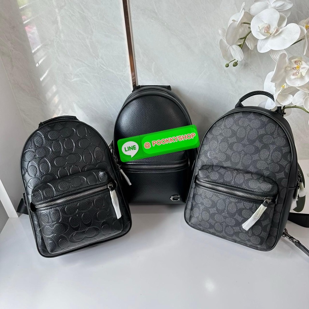 COACH CHARTER PACK LEATHER (CP162) 🔖กระเป๋าคาดอก/คาดหลัง ขนาดกำลังดีน่ารัก 🔖วัสดุ: หนังแท้ทั้งใบคะ 🔖เปิด-ปิดแบบซิป ภายในโล่ง มีช่องย่อย1 ช่อง ช่องซิปด้านหน้า1ช่อง 🔖สายสะพายสามารถปรับระดับได้