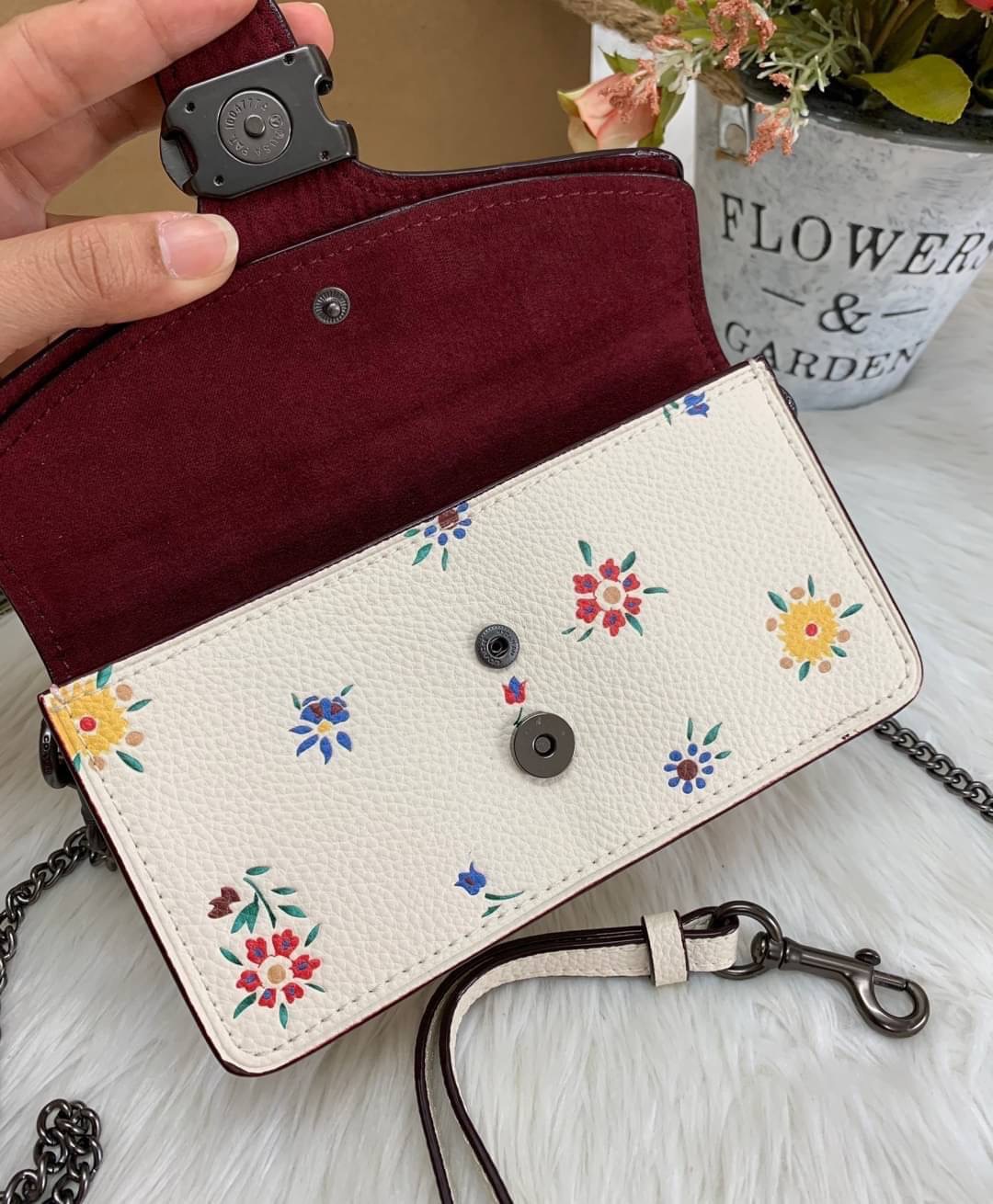 New arrival! ðāđāļāđāđāļāđāļĄāđāļāļīāļāļŦāļ§āļąāļāđāļāđāļāļāļāļāđāļ°! COACH TABBY CROSSBODY WITH WILDFLOWER PRINT ((810)) āļāļĢāđāļāļĄāļŠāđāļāļāļĩāđāđāļāļĒāļāđāļ°! āļāļĢāļ°āđāļāđāļēāļŠāļ°āļāļēāļĒāļāļĢāļāļŠāļāļāļāļĩāđāļĢāđāļŦāļĢāļ·āļāļŠāļēāļĄāļēāļĢāļāļāļ·āļāđāļāļāļāļĨāļąāļāļāļāļāļāļēāļāļŠāļ§āļĒāđāđāļāđāđāļĨāļĒāļāļ°āļāļ° āļ§āļąāļŠāļāļļāļŦāļāļąāļāđāļāđ āļŦāļāļąāļāļāļīāđāļĄāļāđāļ°