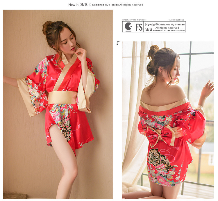 ชุดกิโมโน ซากุระ สีแดง ทอง แต่งสายคาด โบว์สำเร็จรูป สำเนา สำเนา