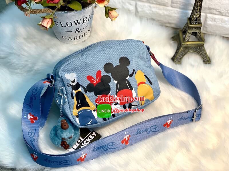 New arrival Kipling Mickey Plus Veni Crossbody Bag >>kipling factory oem HK ✔️1ในคอลเลคชั่น 90 ปี มิคกี้เม้าส์ ค่ะ ✔️พร้อมส่งที่ไทย ไม่ต้องรอพรี !! ✔️กระเป๋าสะพายครอสบอดี้ร์//สะพายข้าง ใบขนาดกำลังดี น่าใช้มากๆค่ะ ✔️แต่ละส