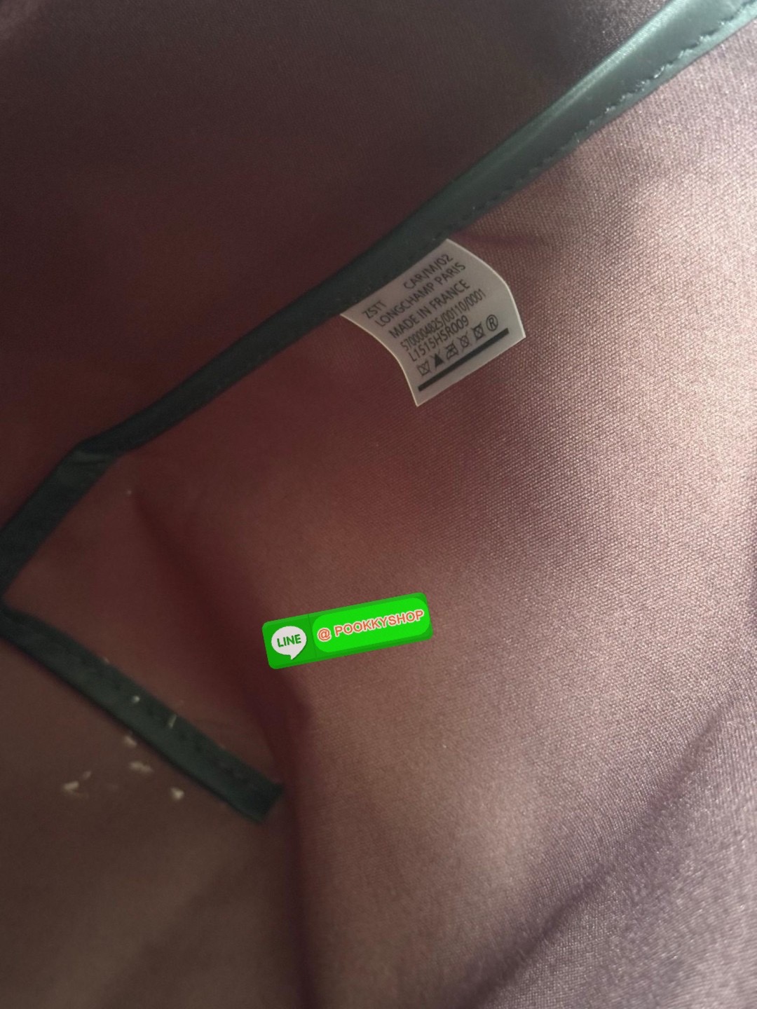 Large Longchamp LE PLIAGE ENERGY L HANDBAG LE PLIAGE รีไซเคิล ECONYLสไตล์สปอร์ต ทันสมัย และใช้งานได้จริง น้ําหนักเบา กระเป๋าใบนี้เป็นเครื่องประดับที่มีเสน่ห์ในอุดมคติที่จะติดตามคุณในทุกกิจกรรมยามเย็นของคุณ มาพร้อมกับสายสะพายไหล่ปรับได้ สามารถพกพาได้ ทั้งแ