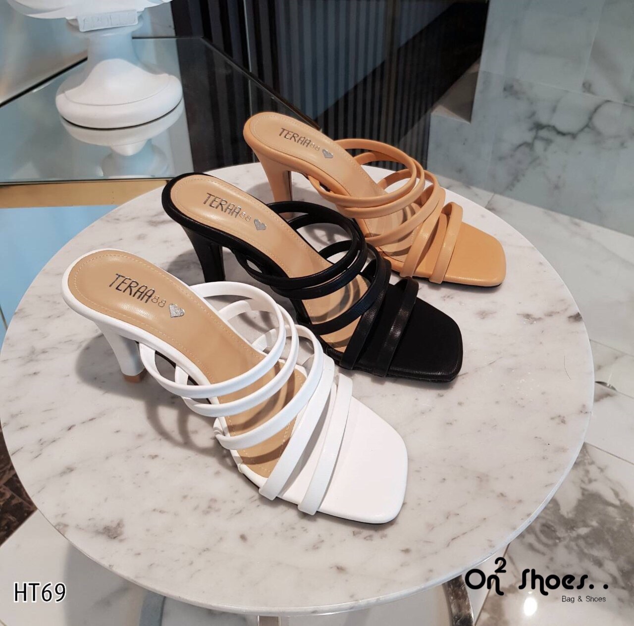 ส้นสูงแต่งสายคาดหนัง5เส้นสวยหรูดูคุณหนูคุณนายมากคะ หนังPu นิ่มใส่สบายทรงนี้ให้ลุคเซ็กซี่หน่อยๆ อย่าปล่อยให้พลาดนะคะรอบนี้