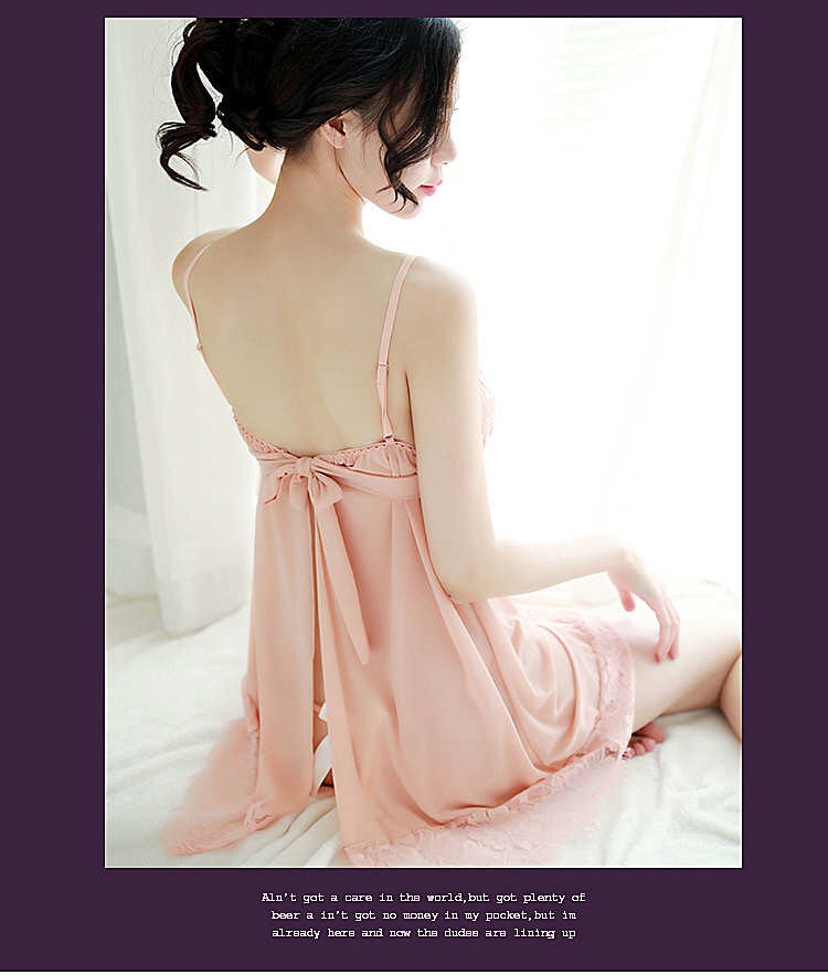 ชุดนอน เดรสซีทรู สีพีช แต่งลูกไม้ซีทรู เนื้อผ้าสวย ทิ้งตัว คุณหนูมากๆคะ