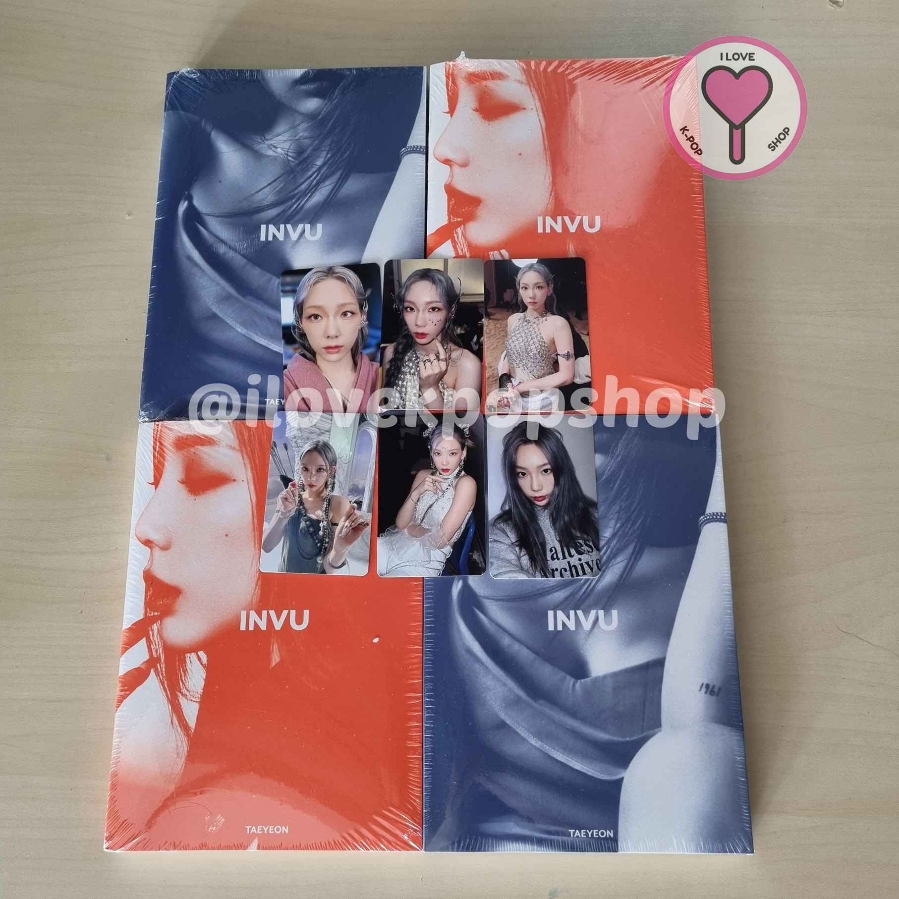 พร้อมส่ง TAEYEON 3rd Album - INVU + Ktown4u Gift ระบุสีปกได้ค่ะ