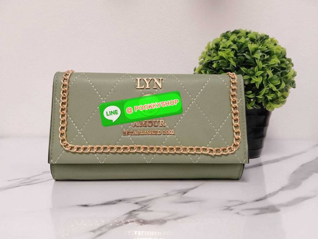 Lyn กระเป๋าสตางค์ สะพายข้าง คอลเล็คชั่นใหม่ สายสะพายสามารถถอดออกได้นะคะ