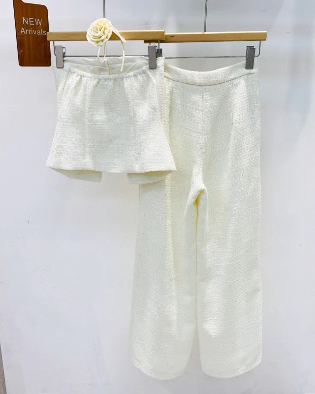 ชุดเซทแฟชั่น เซ็ตเสื้อเกาะอกทรงหลวม+กางเกงเอวสูงขากระบอกกว้าง