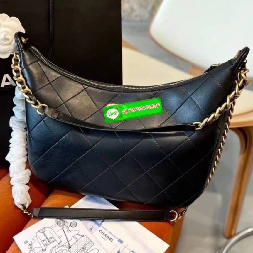 Chanel BLACK QUILTED CLASSIC SHOULDER BAG