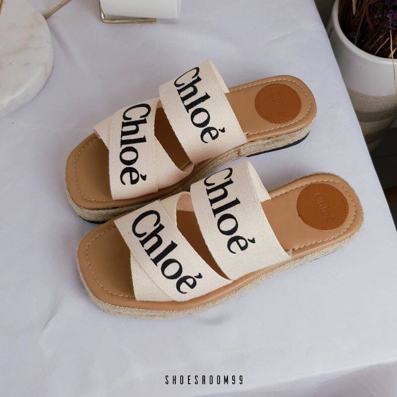 งานเข้าใหม่จร้า รีพีทรอบสุดท้าย พร้อมส่ง รองเท้าเตารีดส้นห่อปอ Chloe สวยมากกกกก พื้นสูง 1.5 นิ้ว งานชนช้อป พื้นปั้มแบรนด์