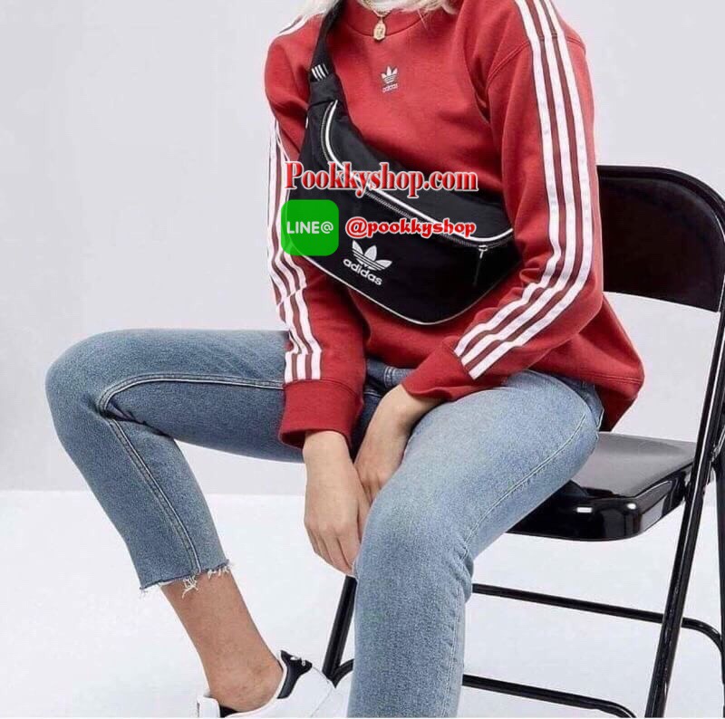 ADIDAS ORIGINALS ADICOLOR WAIST BAG Best seller! **ดาราเซเลปใช้กันเพียบ ช้าอดหมดก่อนนาจา กระเป๋าคาดอก/คาดเอวสุดชิค ดีไซน์เรียบง่าย แต่สะพายแล้วเท่ห์ คลาสสิคสุดๆ อะไหล่เงิน เปิด-ปิด ด้วยซิป ภายในกว้าง ใส่กระเป๋าสตางค์ยาวได้ และของจุกจิกได้ พอประมาณ มีช่องซ